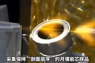 如此骚气换球衣第一次见？懂英语的吧友来给这对组合起个名？